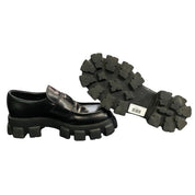 PRADA Monolith Leather Loafer (USED)(NB)