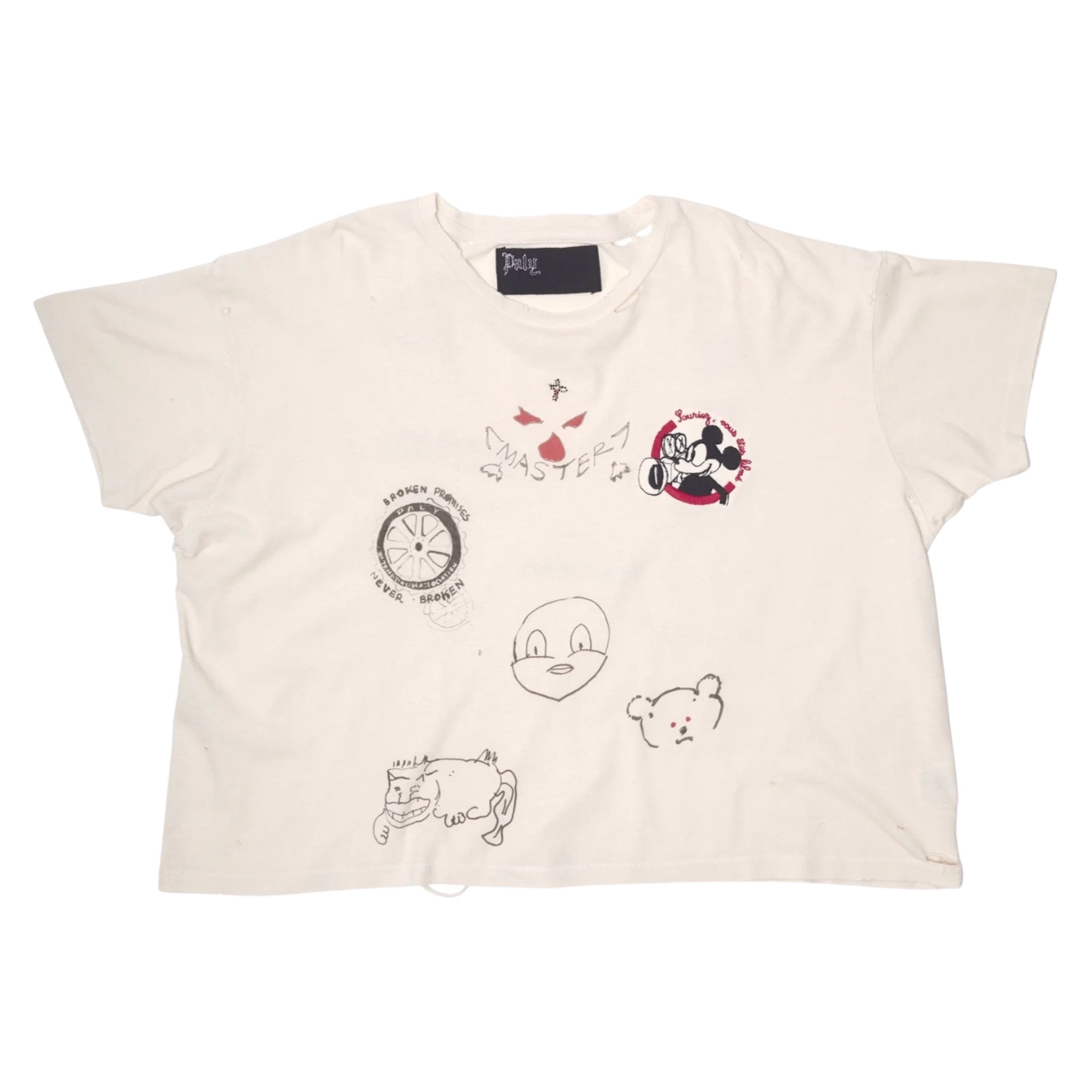 signatureteefront.jpg